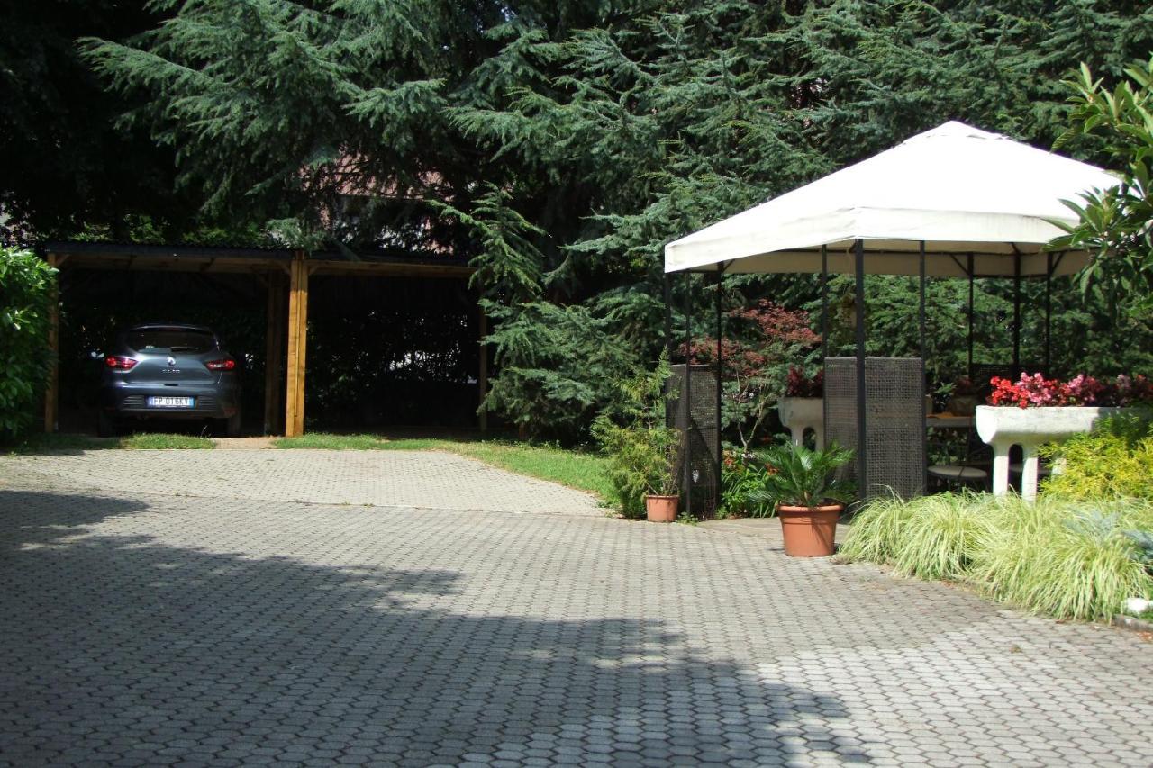 Monolocali In Casa Con Giardino Bellagio Lägenhet Exteriör bild